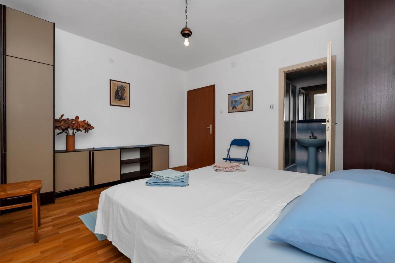 Apartments Vele Makarska Exteriör bild