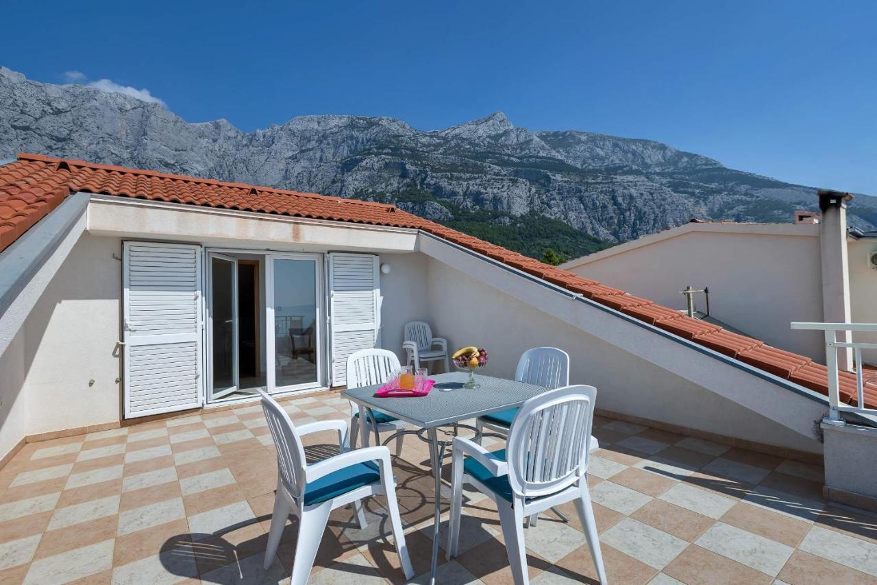 Apartments Vele Makarska Exteriör bild