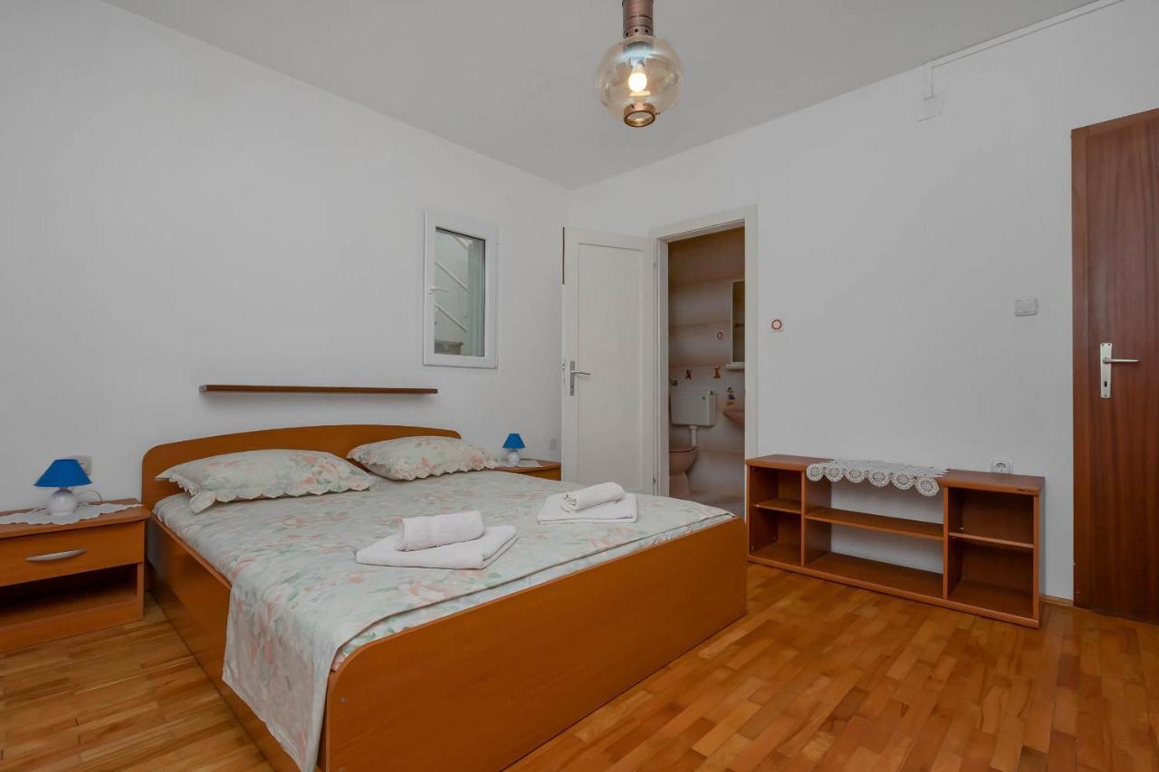 Apartments Vele Makarska Exteriör bild
