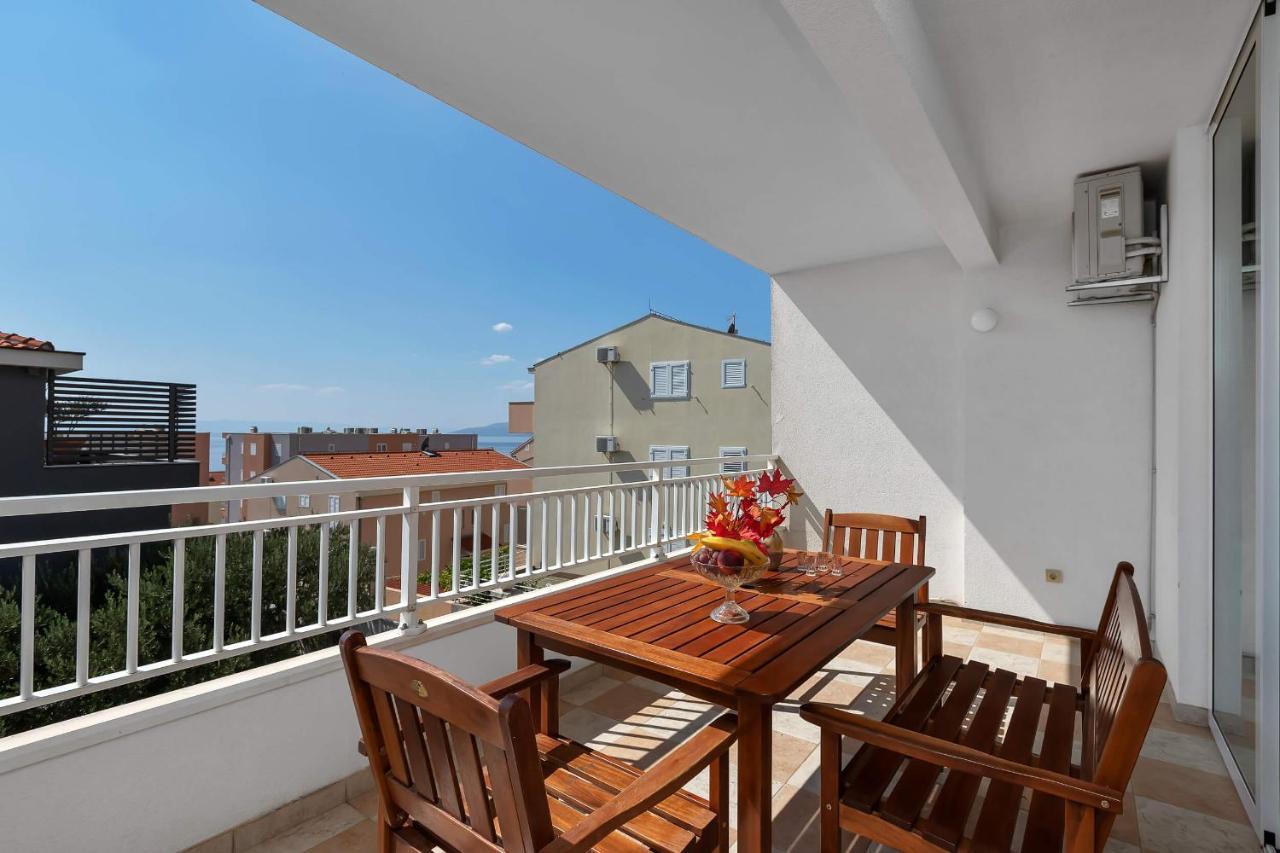 Apartments Vele Makarska Exteriör bild