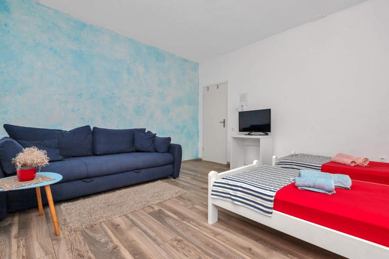 Apartments Vele Makarska Exteriör bild