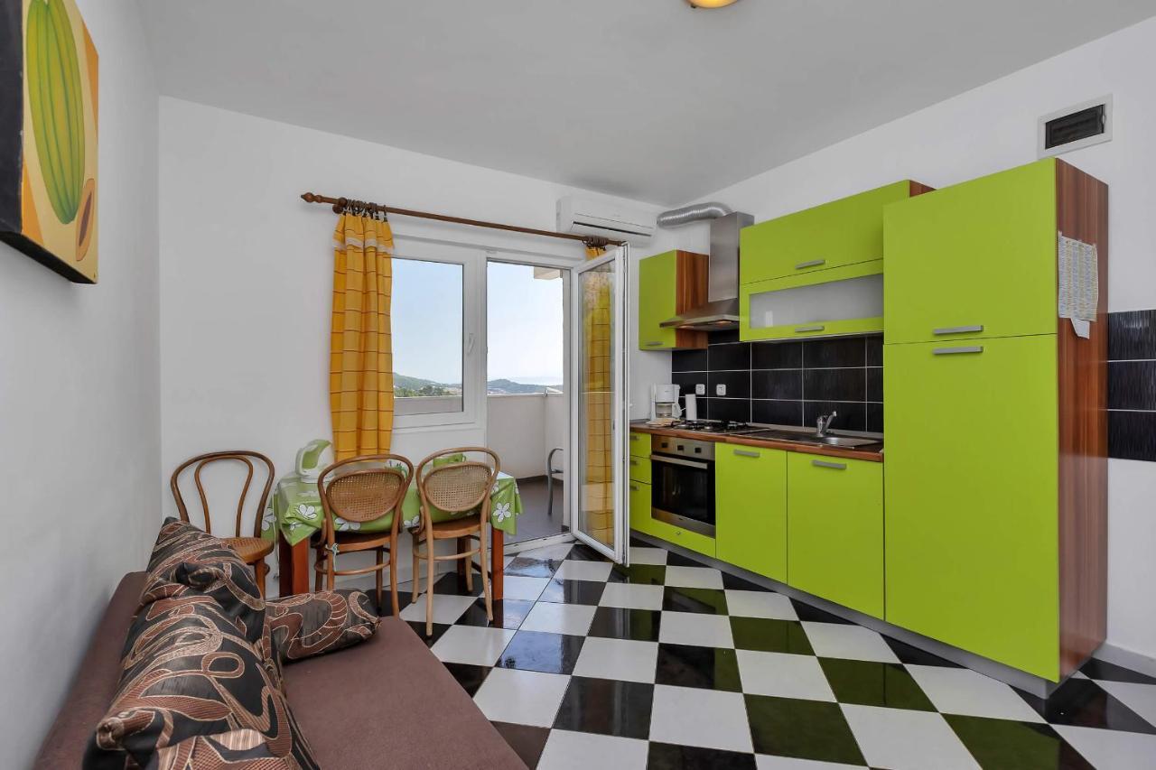Apartments Vele Makarska Exteriör bild