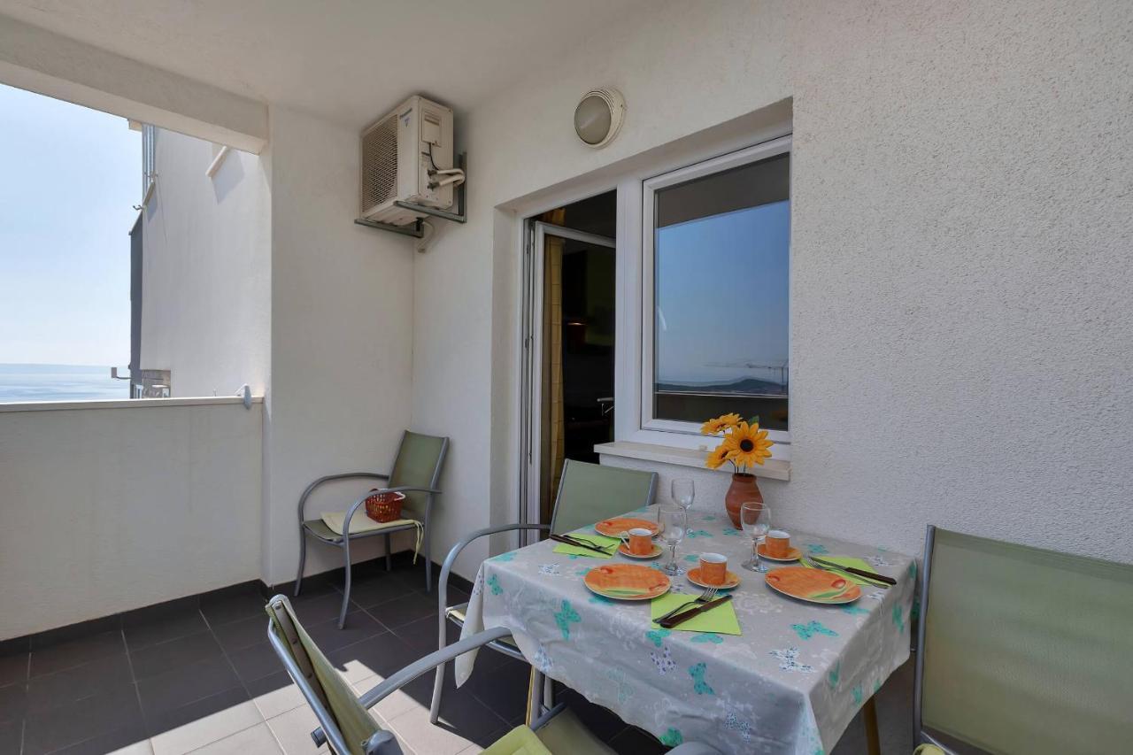 Apartments Vele Makarska Exteriör bild
